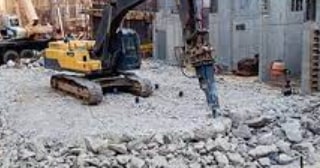 Демонтаж фундамента цена от 2004 руб. | снос старого фундамента заказать в Лянторе